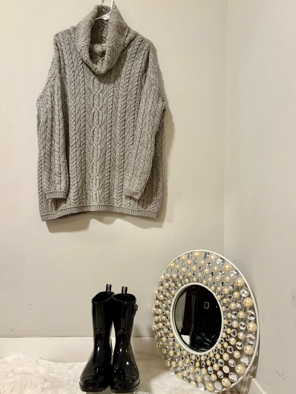 100 % Merino Wool Aran Craft Cable Knit Sweater-Cowl Neck / Size: M / Light Grey - Picture 5 of 5